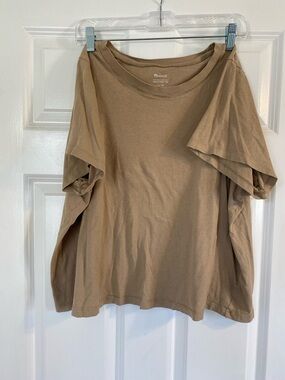 Madewell Boxi-Crop Sleeve Crewneck Tee in Beige